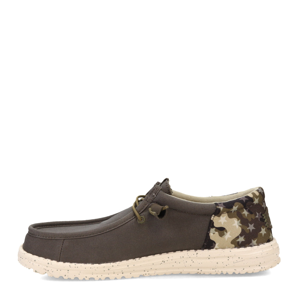 Men's Hey Dude Wally Funk Slip-On AMERICANA CAMO 41088-960