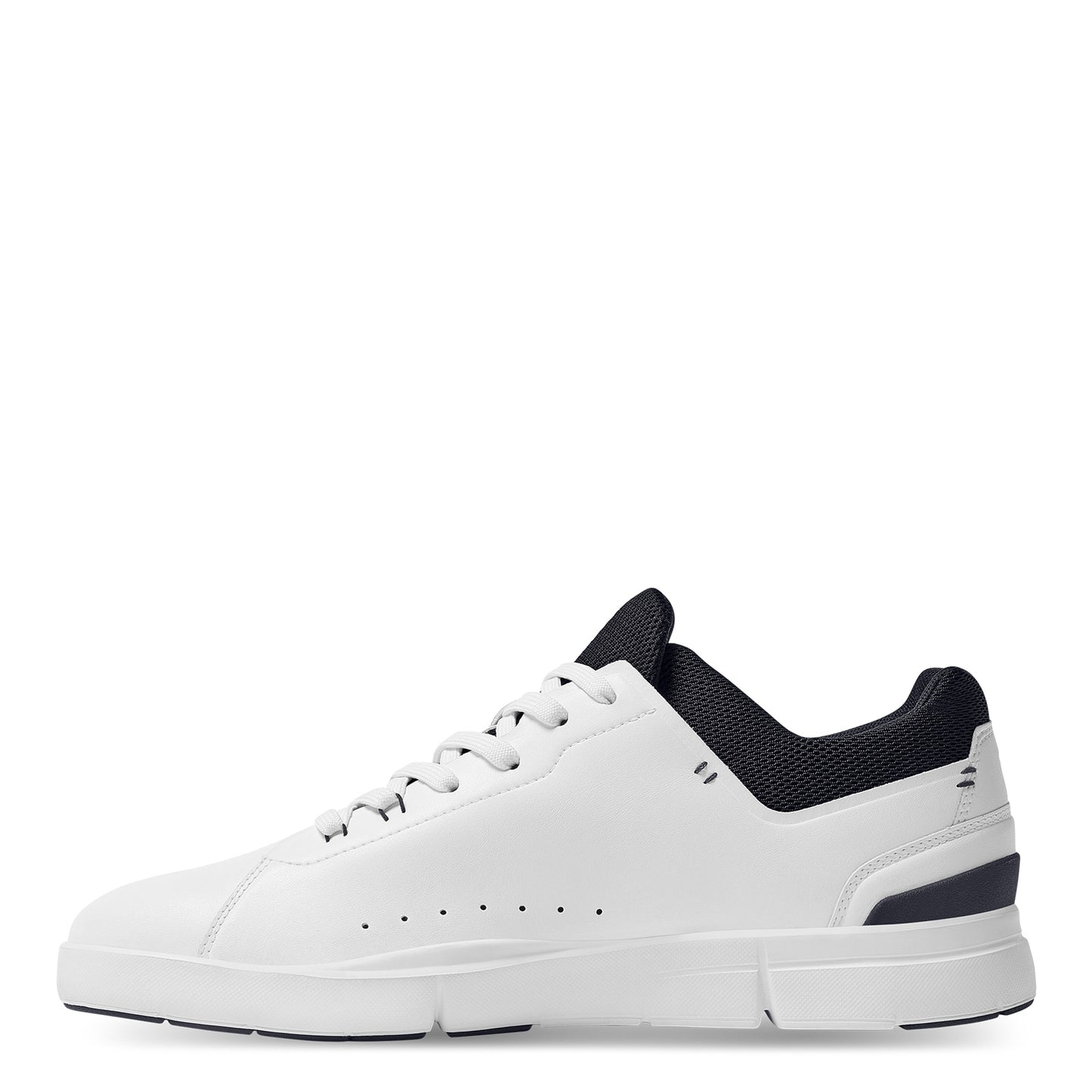 Peltz Shoes  Men's On Running The Roger Advantage Tennis Shoe WHITE/MIDNIGHT 48.99457