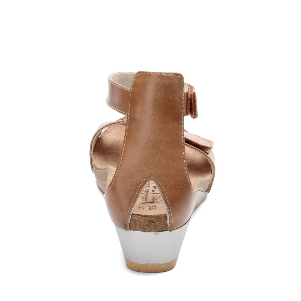 Women's Naot Mermaid Sandal TAN 5044-EA4