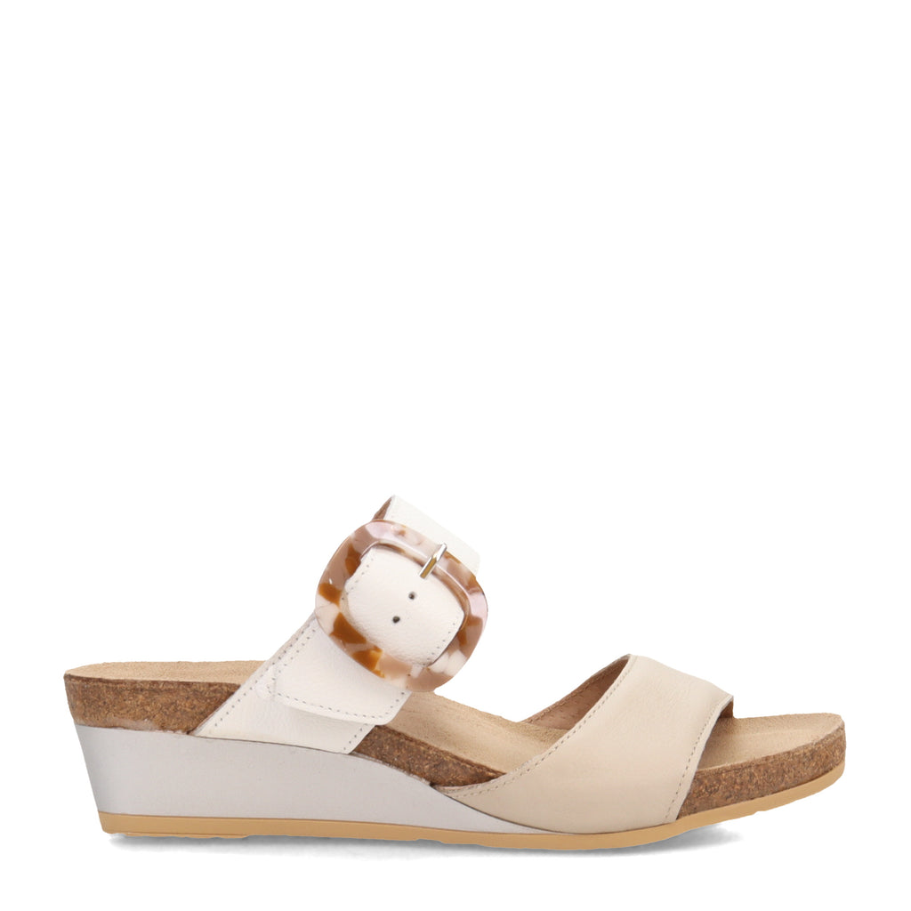 Women's Naot Kingdom Sandal IVORY 5054-WGX