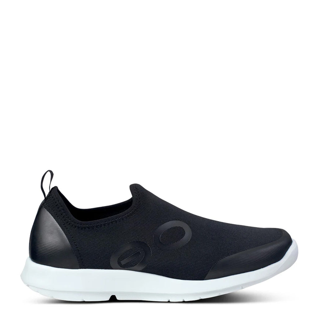 Women's Oofos OOmg Sport Sneaker BLACK WHITE 5075WHTBLK
