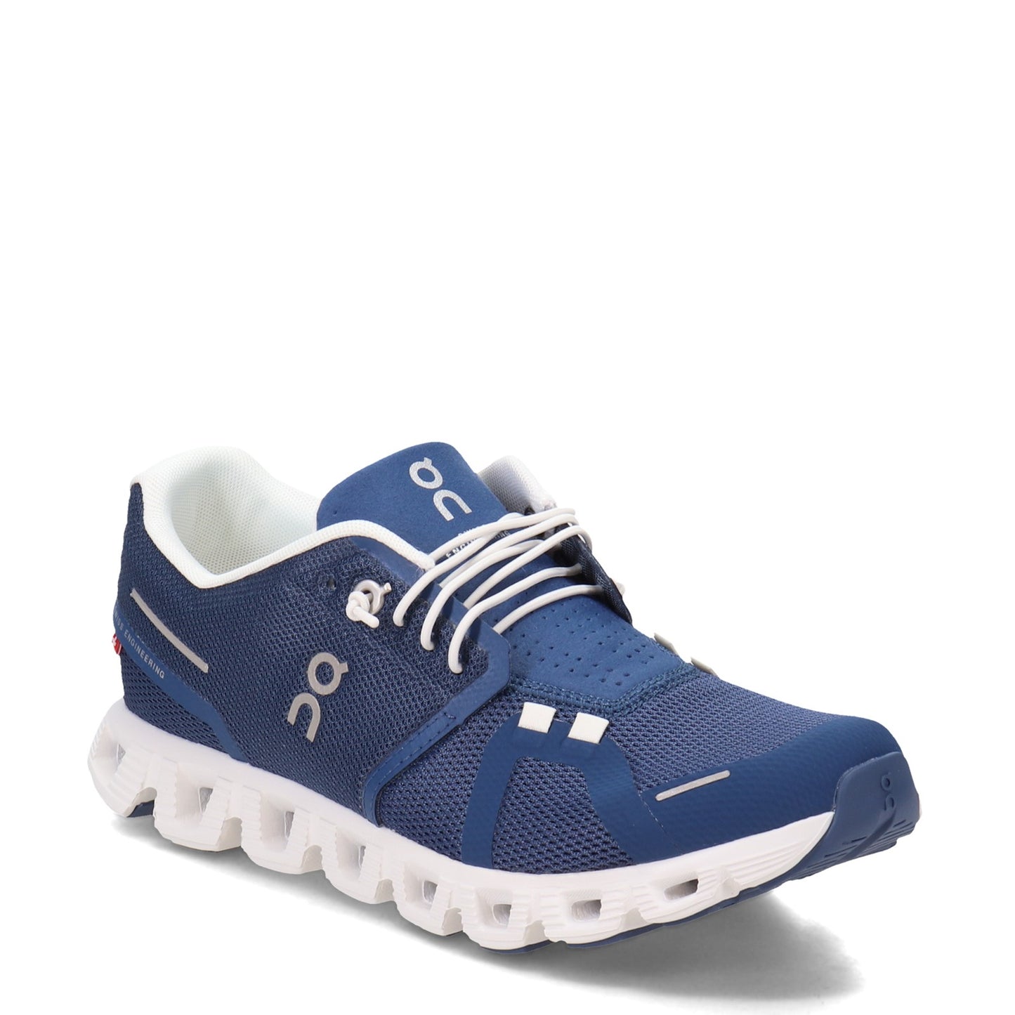 Peltz Shoes  Women's On Running Cloud 5 Running Shoe DENIM 59.98901