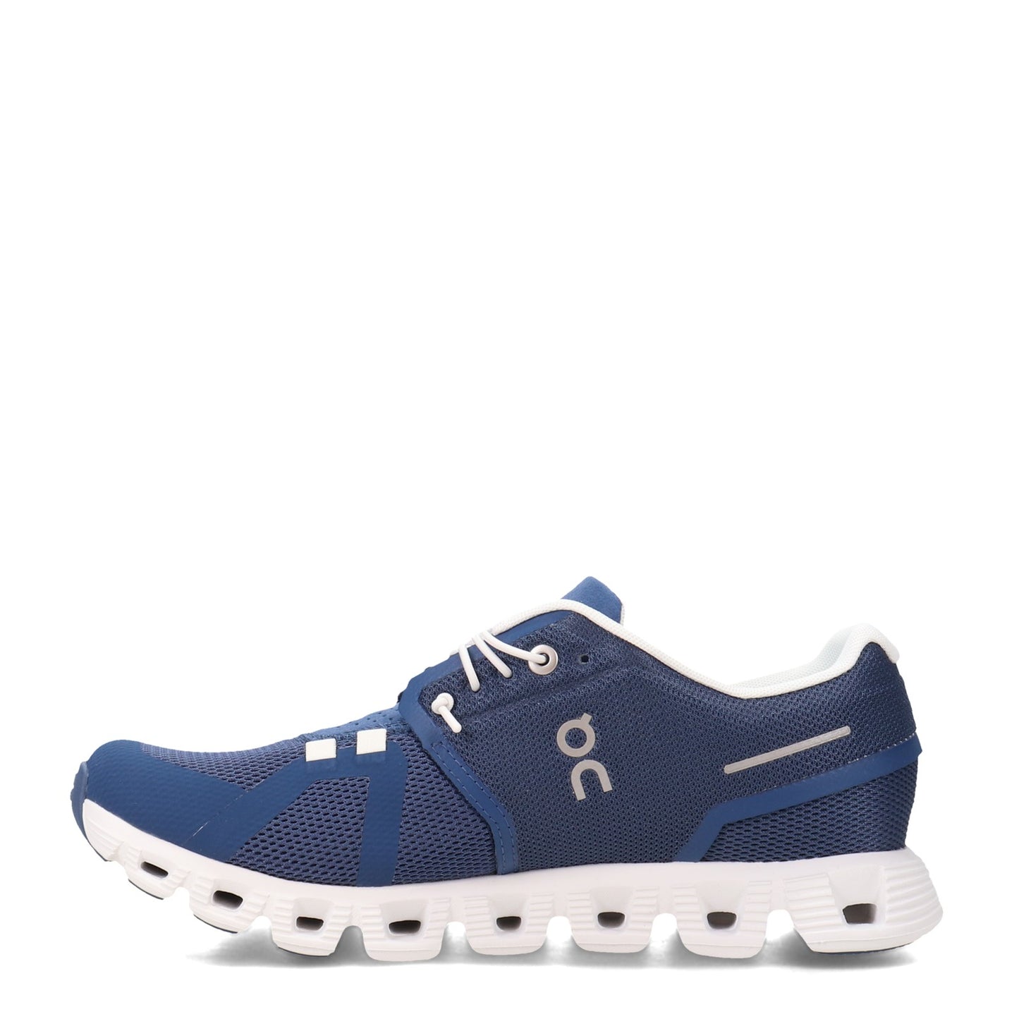Peltz Shoes  Women's On Running Cloud 5 Running Shoe DENIM 59.98901