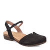 Peltz Shoes  Women's Dansko Rowan Flat Black 6025-105300
