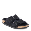 Peltz Shoes  Women's Birkenstock Arizona Shearling Lined Sandal - Narrow Width BLACK 752663 N