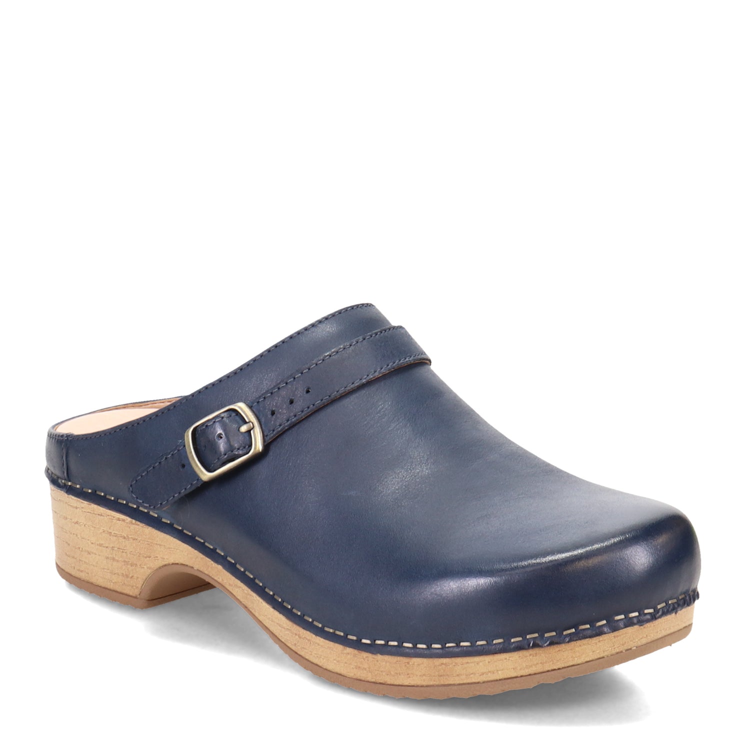 Peltz Shoes  Women's Dansko Berry Clog Navy 9421-541600