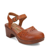 Peltz Shoes  Women's b.o.c Jasmine Clog TAN BC0022916