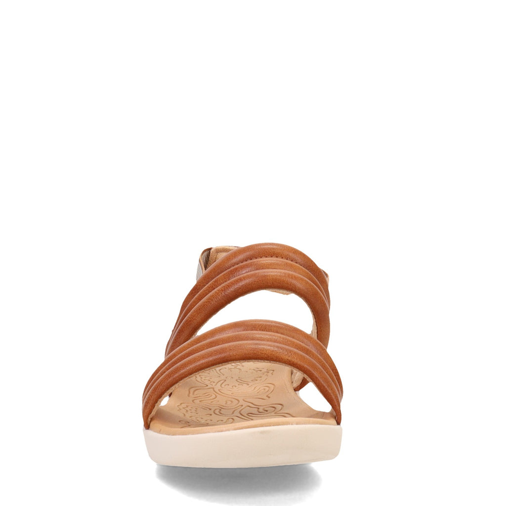 Women's b.o.c, Allie Sandal
