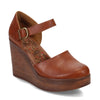 Peltz Shoes  Women's b.o.c Alyson Clog BROWN BC0030325