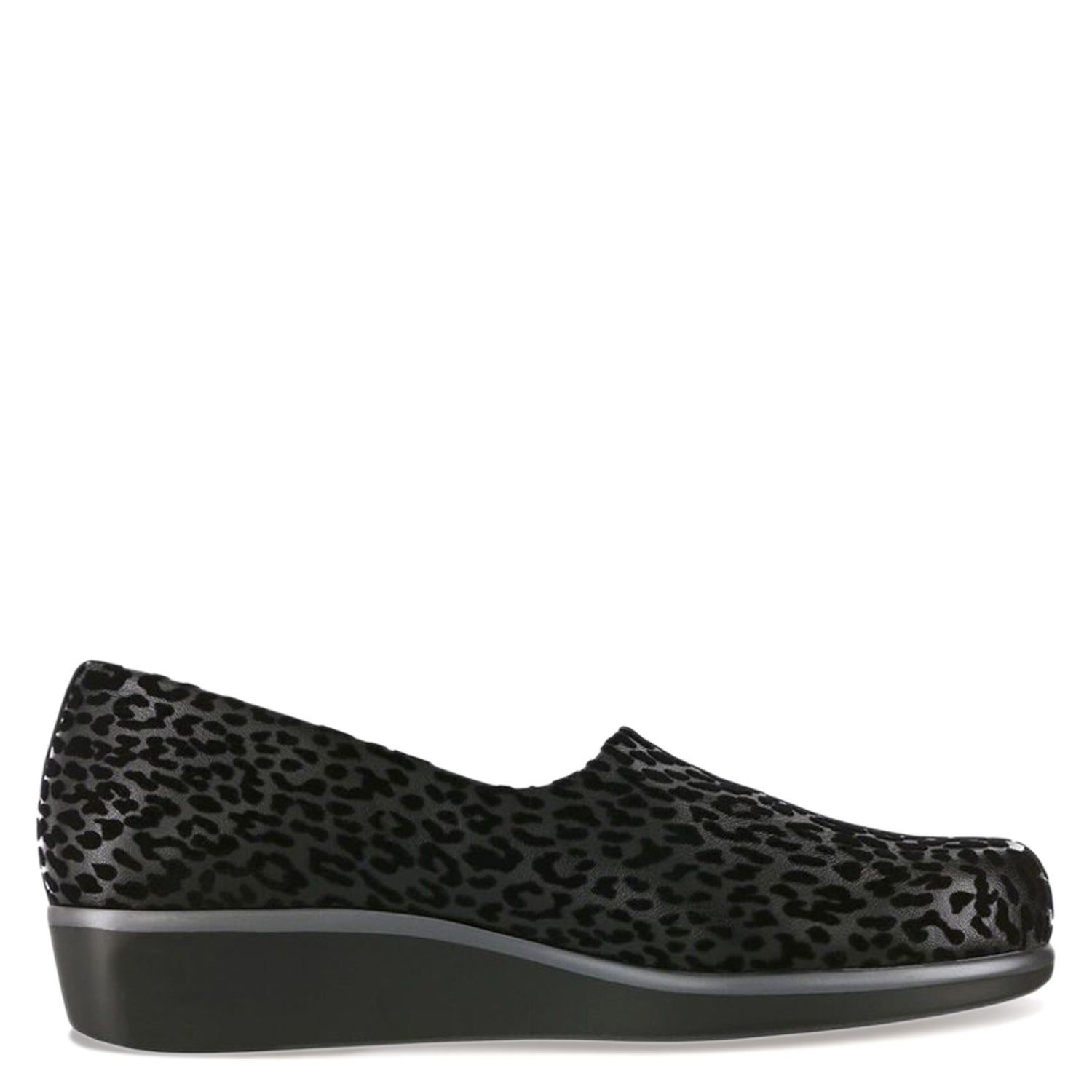 Peltz Shoes  Women's SAS Bliss Slip-On BLACK / LEOPARD BLISS-BKLEOP