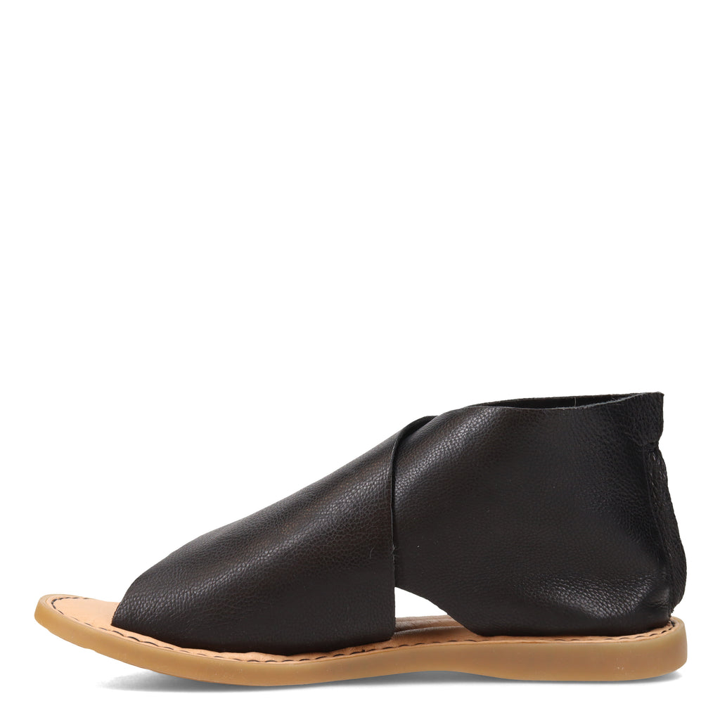 Women's Born, Iwa Sandal