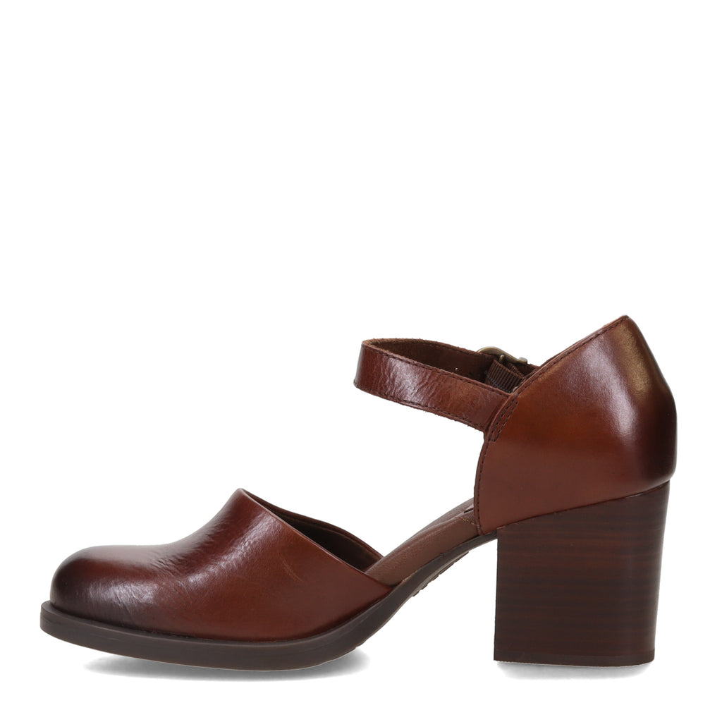 Women's Born, Haida Pump