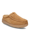 Peltz Shoes  Men's Clarks Clog Slipper COGNAC BLM19021-917