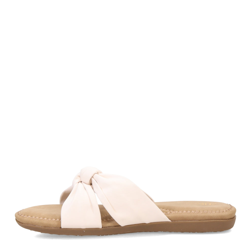 Women's Cliffs by White Mountain, Favorite Sandal