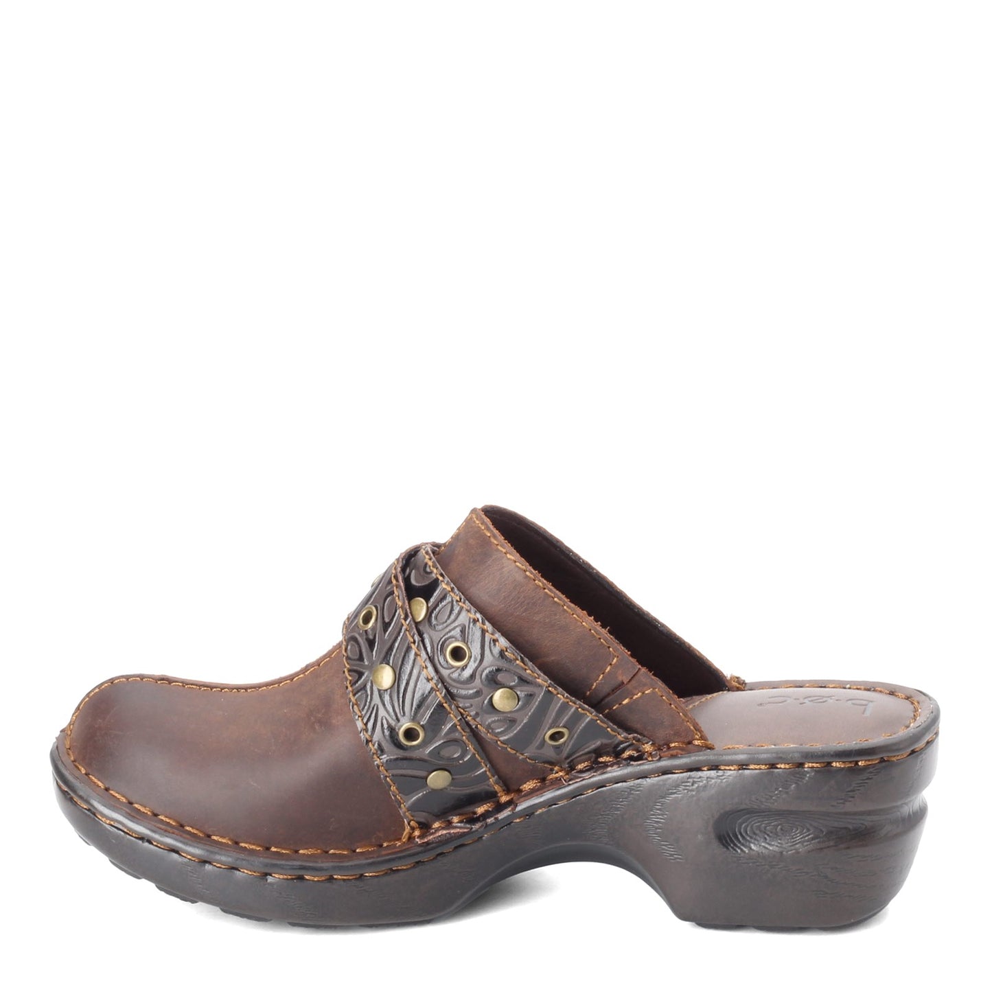 Peltz Shoes  Women's b.o.c Karley Clog Chocolate Tooled C35323