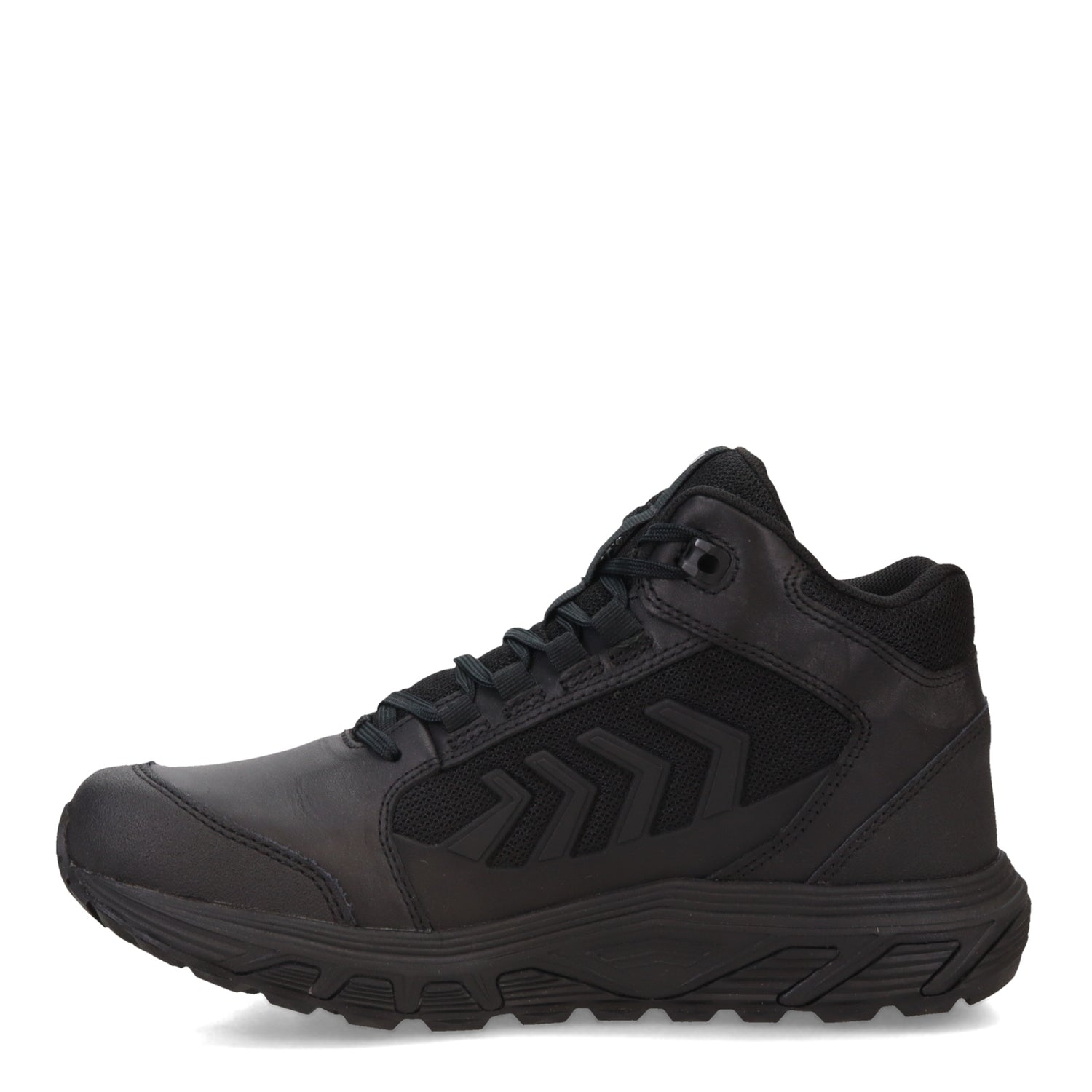 Peltz Shoes  Men's Bates Rush Shield Mid Vent Work Boot Black E01047