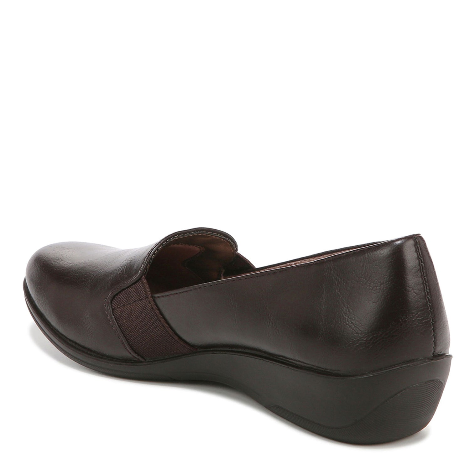 Peltz Shoes  Women's LifeStride Isabelle Slip-On Chocolate E3472S3202