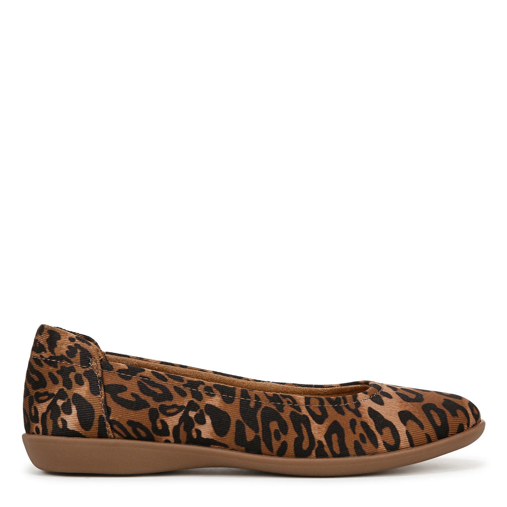 Women's Naturalizer, Flexy Flat