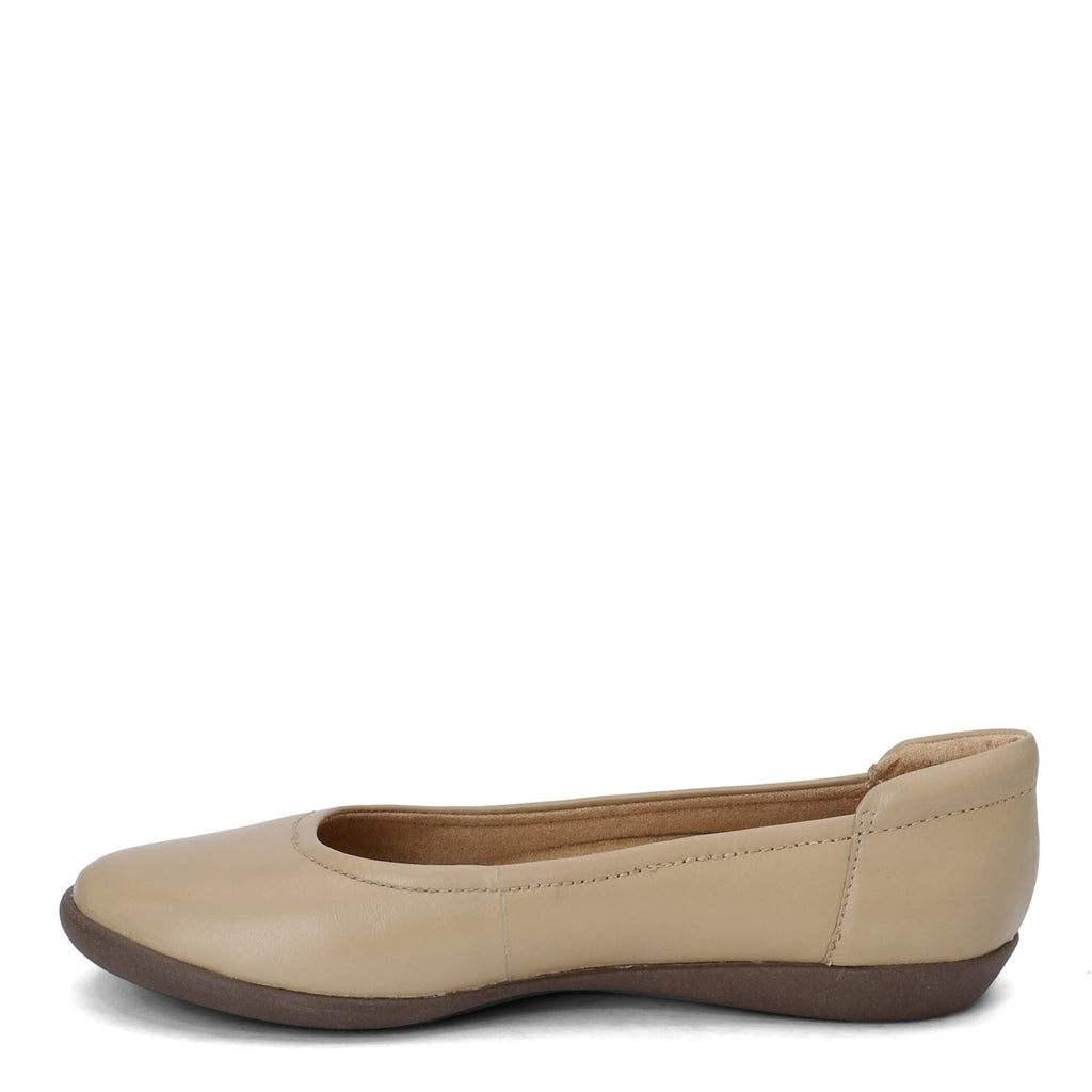Women's Naturalizer Flexy Flat NUDE E8047L1250