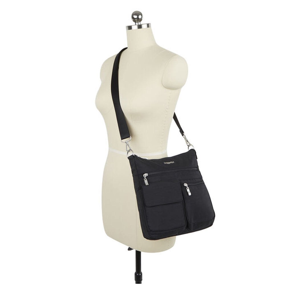 Baggallini, Modern Everywhere Slim Handbag