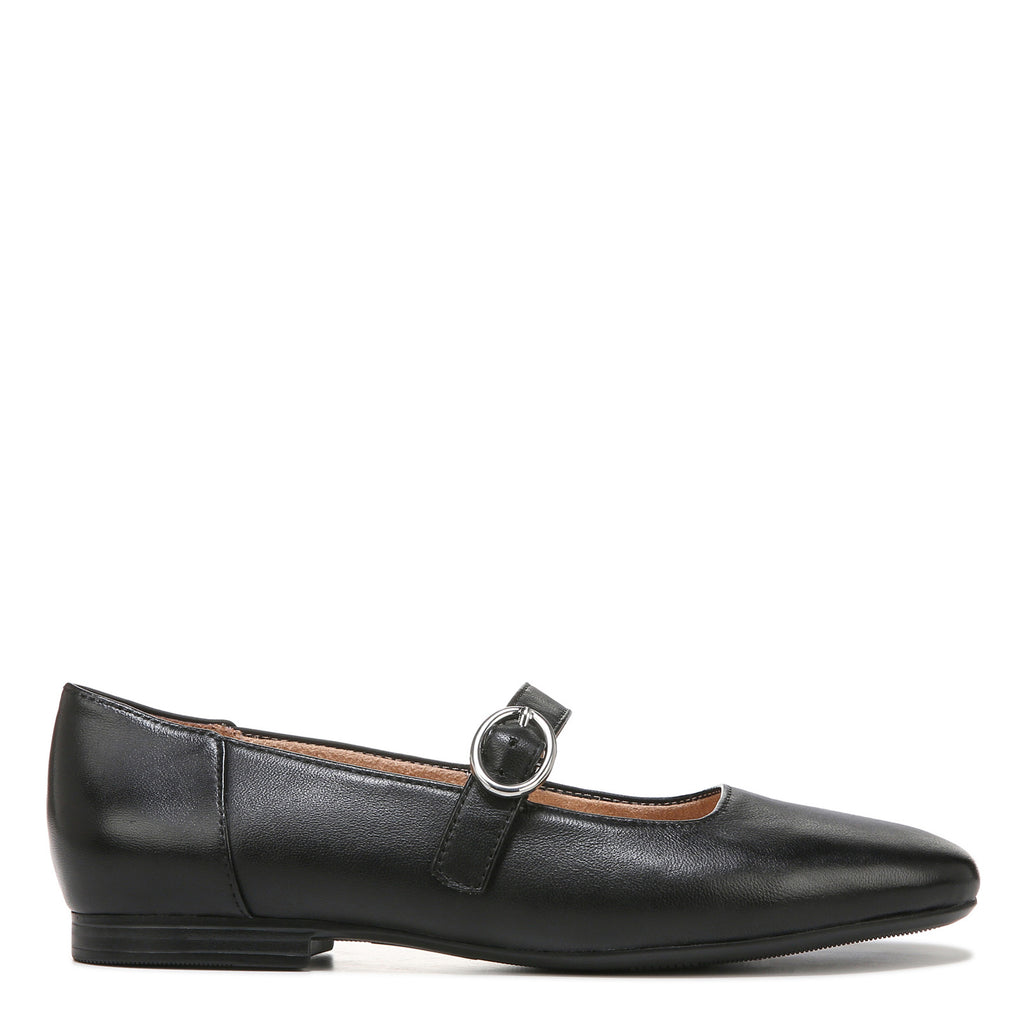 [POS] Women's Naturalizer Kelly Flat