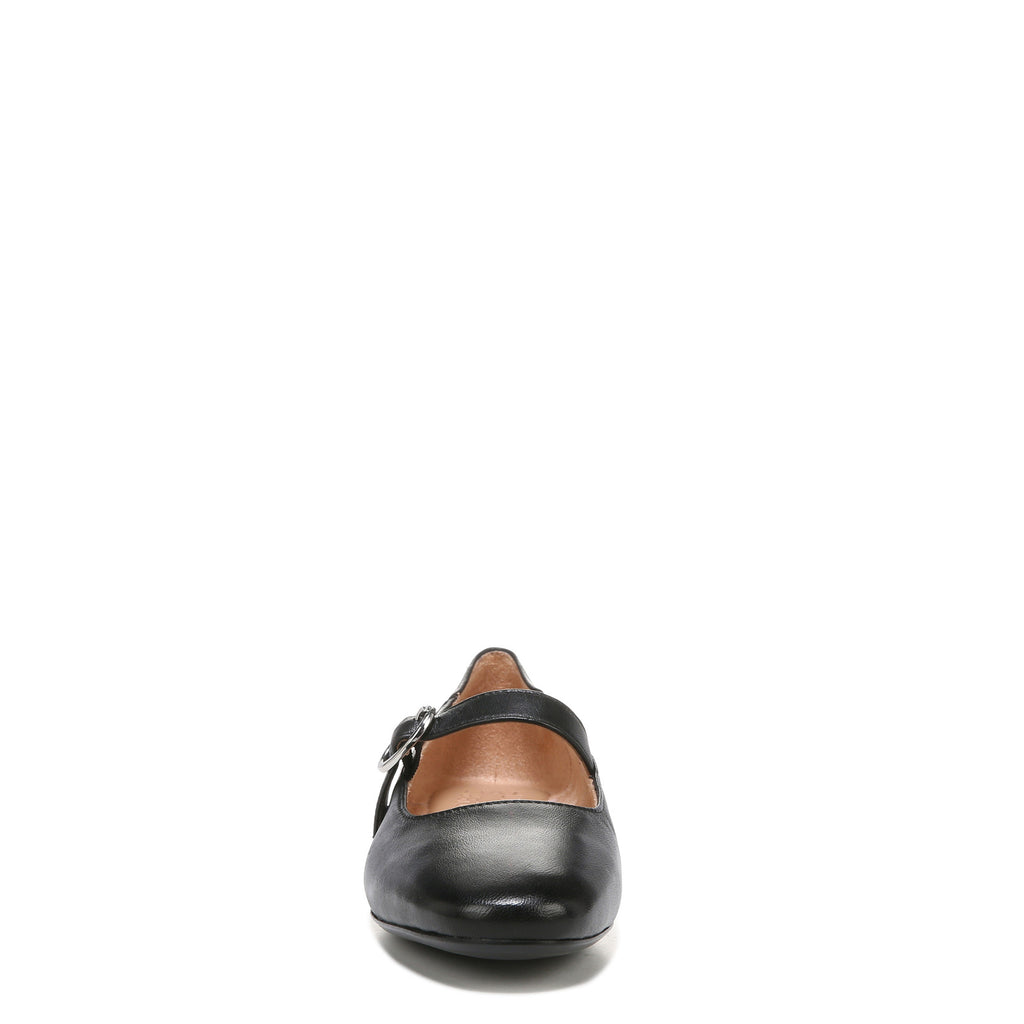 [POS] Women's Naturalizer Kelly Flat