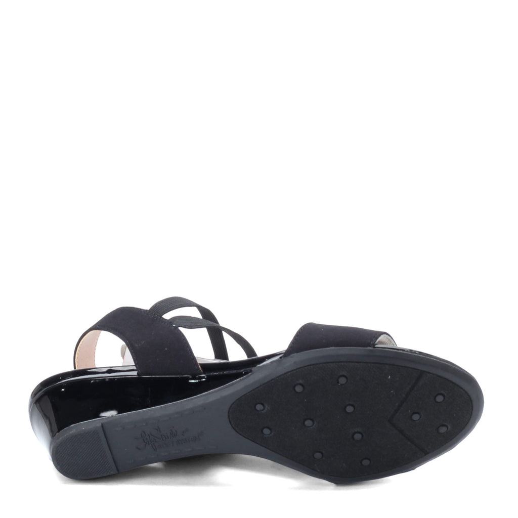 Women's LifeStride Yolo Sandal BLACK F4561F1001