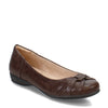 Peltz Shoes  Women's SOUL Naturalizer Gift Flat Brown F8433S0201