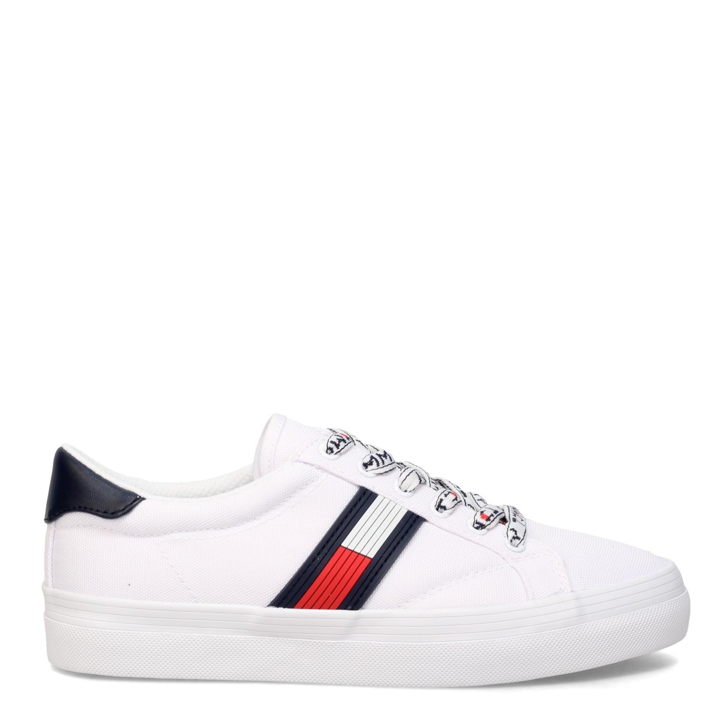 Peltz Shoes  Women's Tommy Hilfiger Fantim Sneaker WHITE FANTIM-WHITE