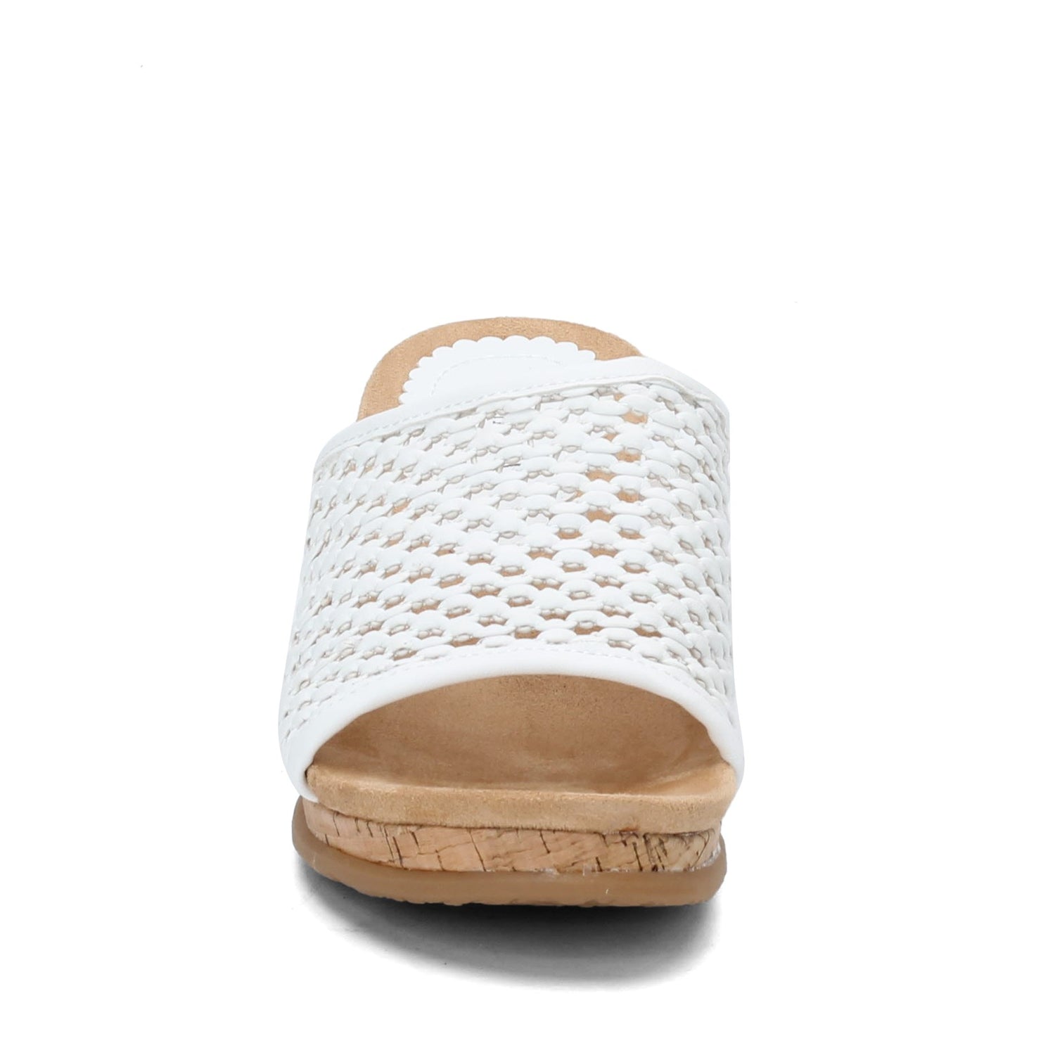 Peltz Shoes  Women's Baretraps Flossey Sandal WHITE FLOSSEY WHITE