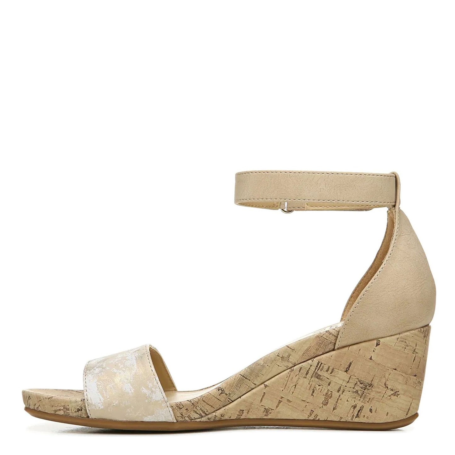 Peltz Shoes  Women's Naturalizer Areda Sandal BEIGE G1779S0251
