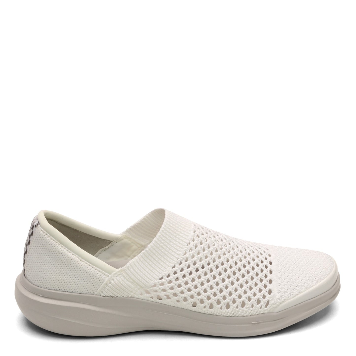 Peltz Shoes  Women's Bzees Charlie Slip-On WHITE G8298F1100