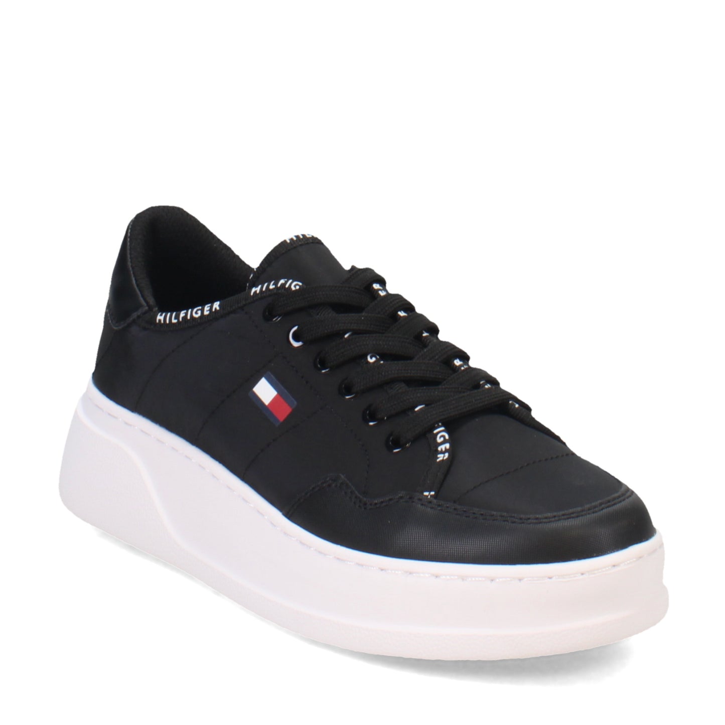Peltz Shoes  Women's Tommy Hilfiger Grazie Sneaker BLACK GRAZIE-BLK01