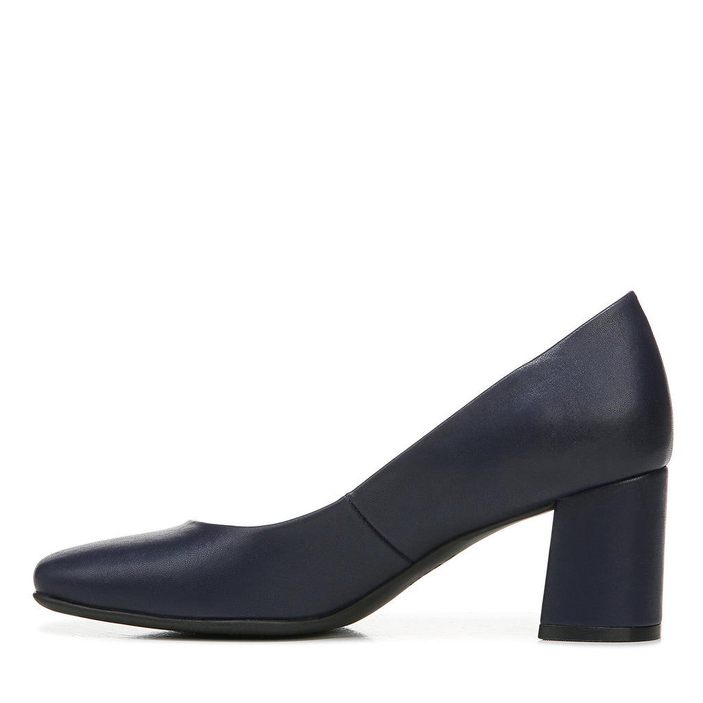 Women's Naturalizer, Warner Pump