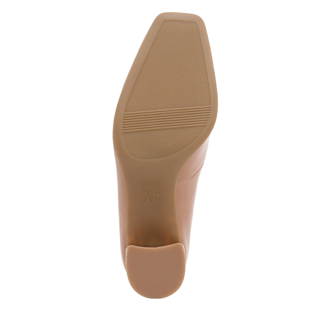 Women's Naturalizer, Warner Pump