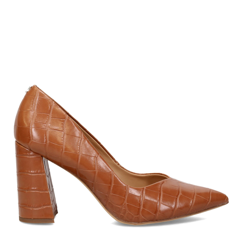 Women's Circus NY, Marlee Pump