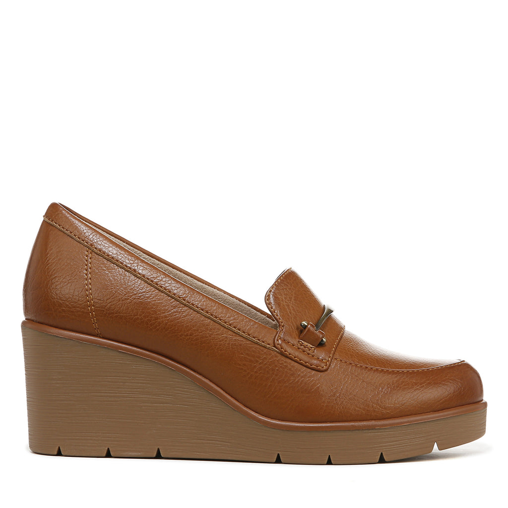 Women's SOUL Naturalizer, Achieve Loafer