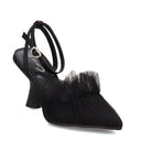 Women's Circus NY, Michelle Pump