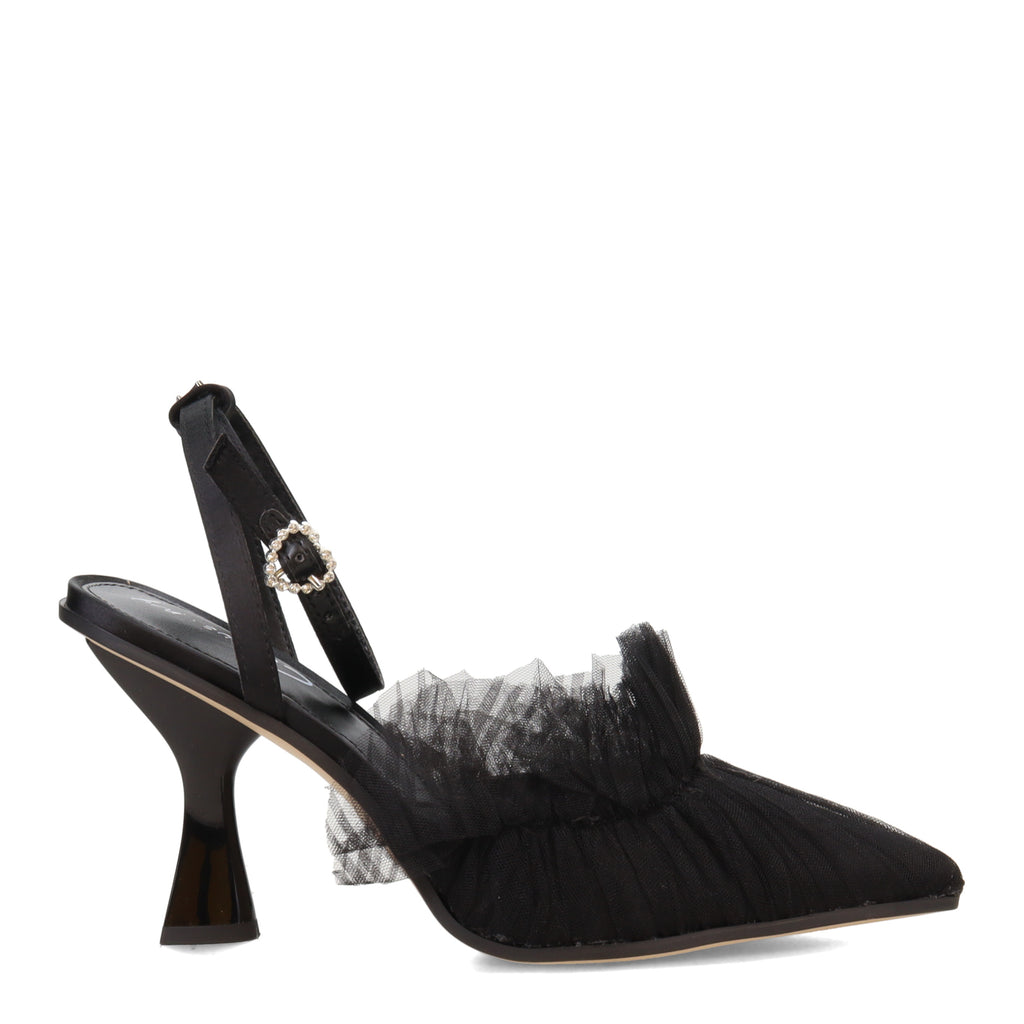 Women's Circus NY, Michelle Pump