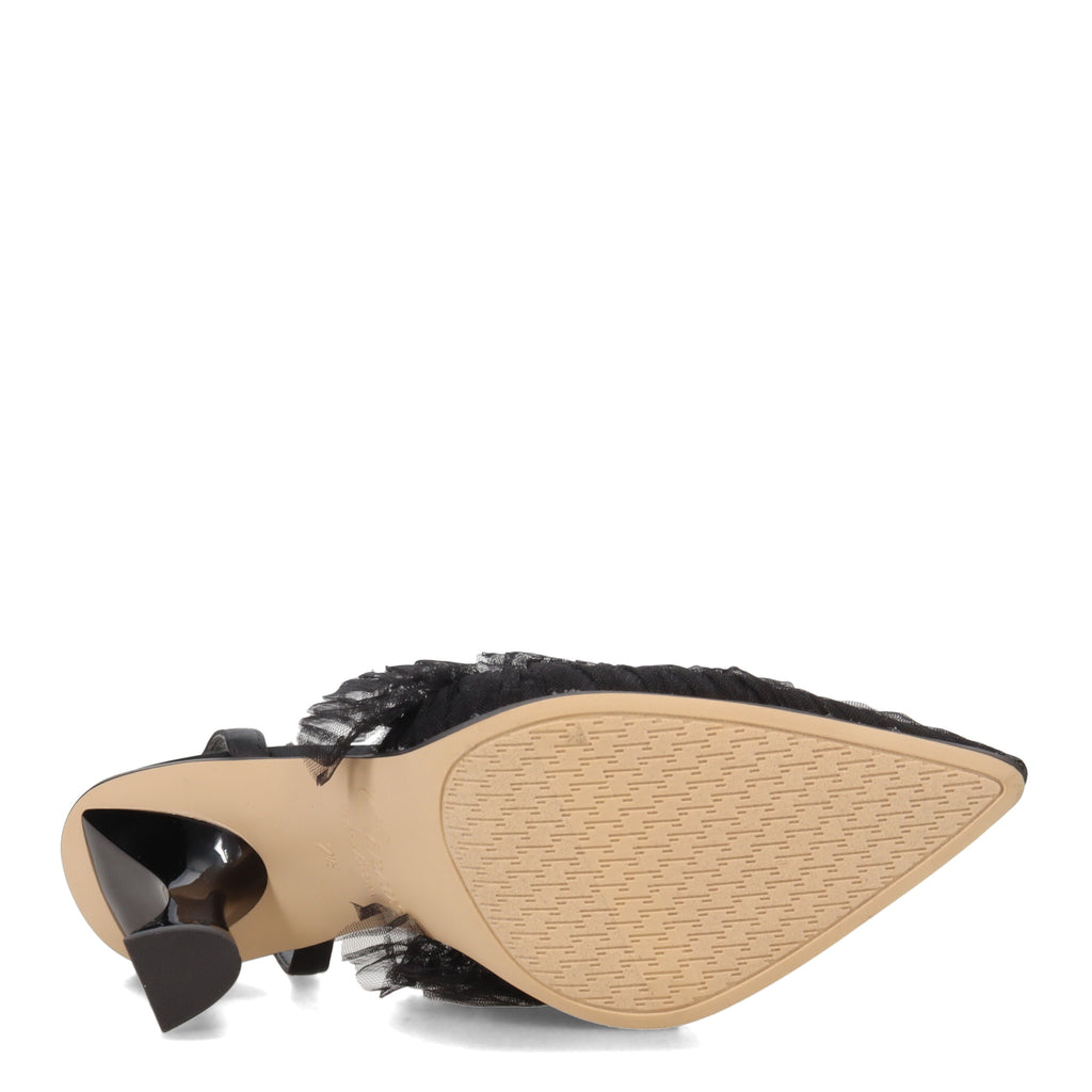 Women's Circus NY, Michelle Pump