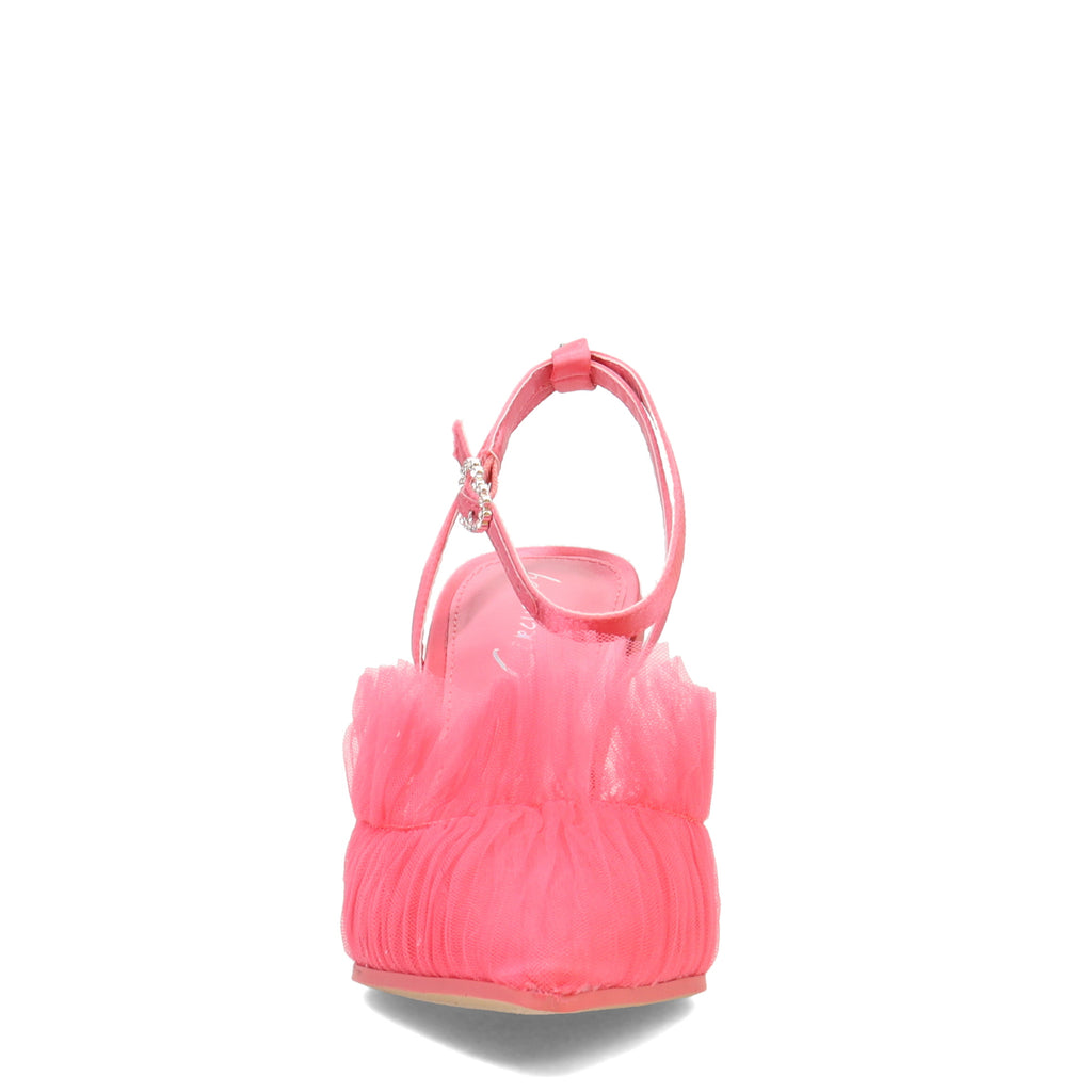 Women's Circus NY, Michelle Pump