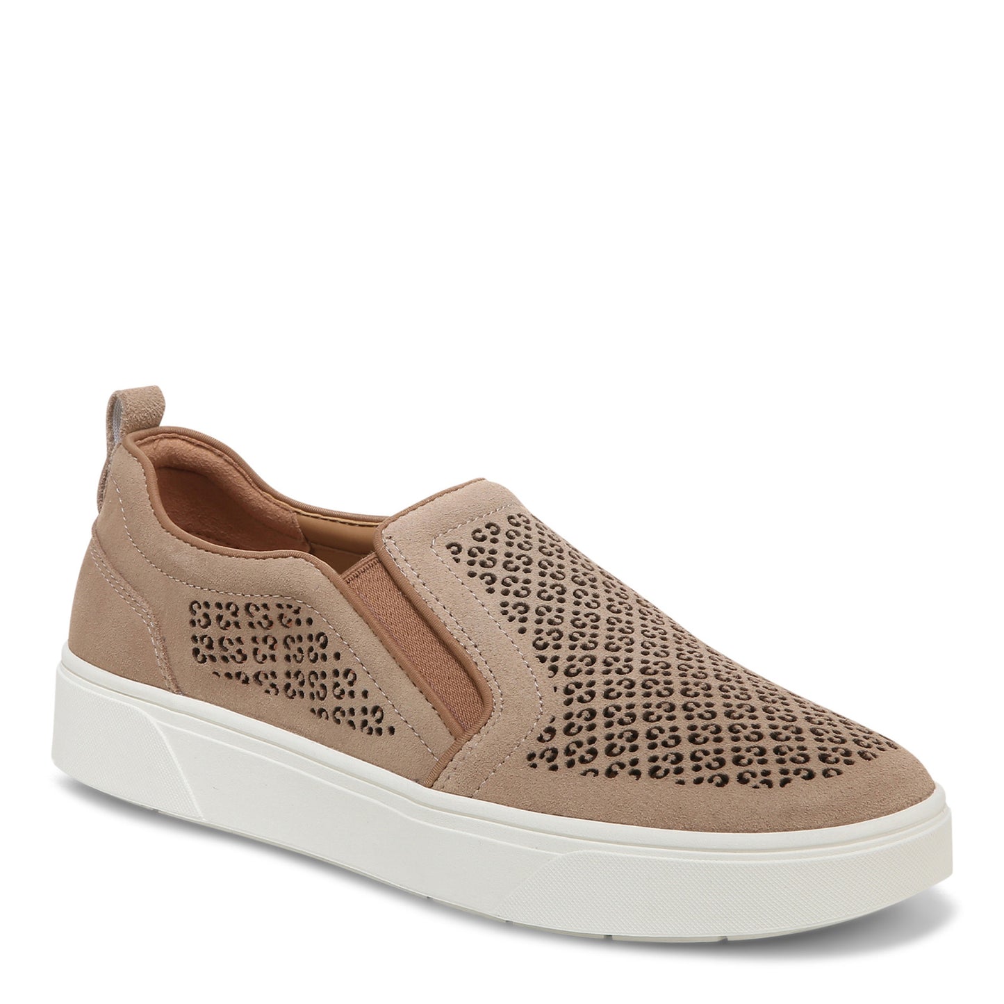 Peltz Shoes  Women's Vionic Kimmie Perf Sneaker WHEAT I4686L1200
