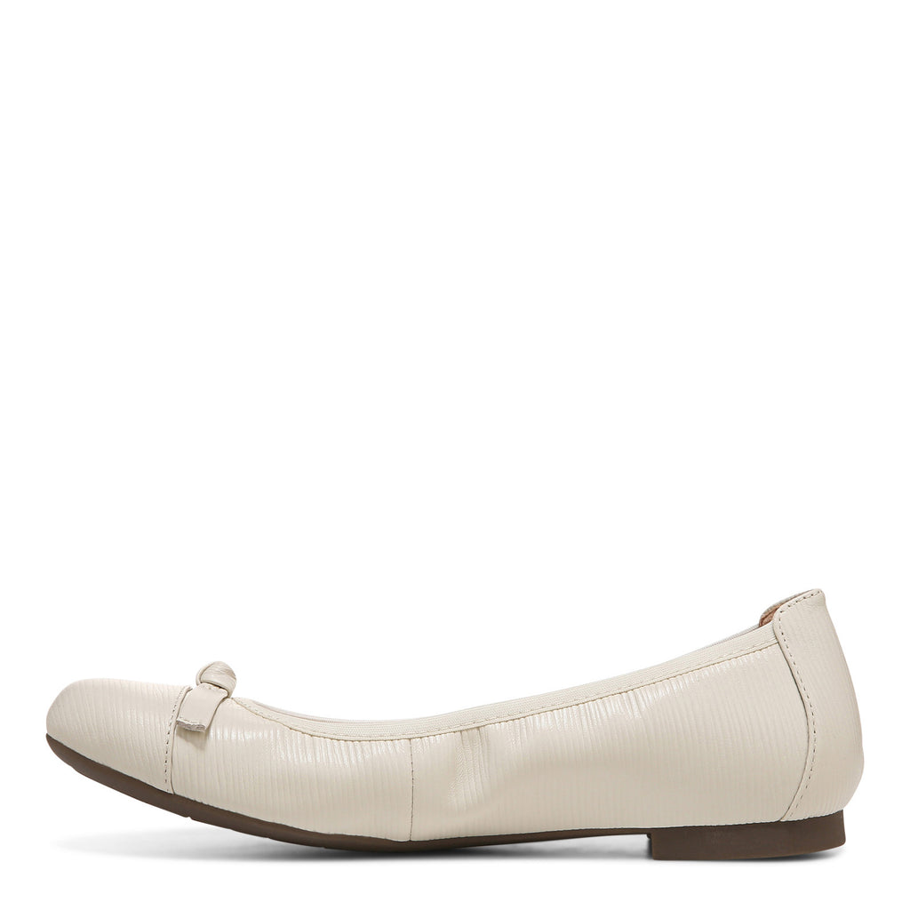 Women's Vionic, Amorie Flat