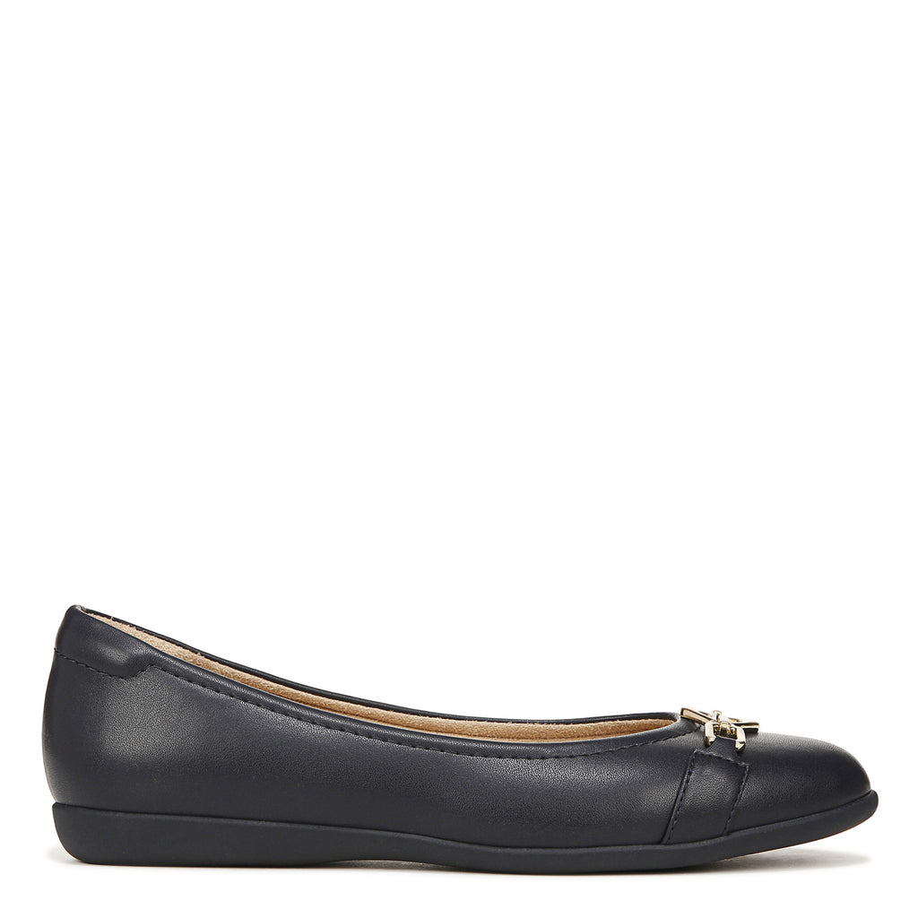 Women's Naturalizer, Vivienne Ornament Flat