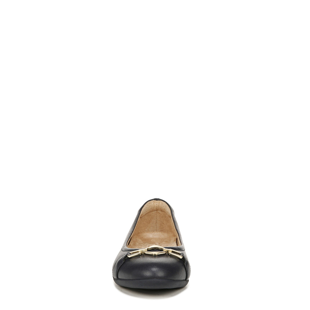 Women's Naturalizer, Vivienne Ornament Flat