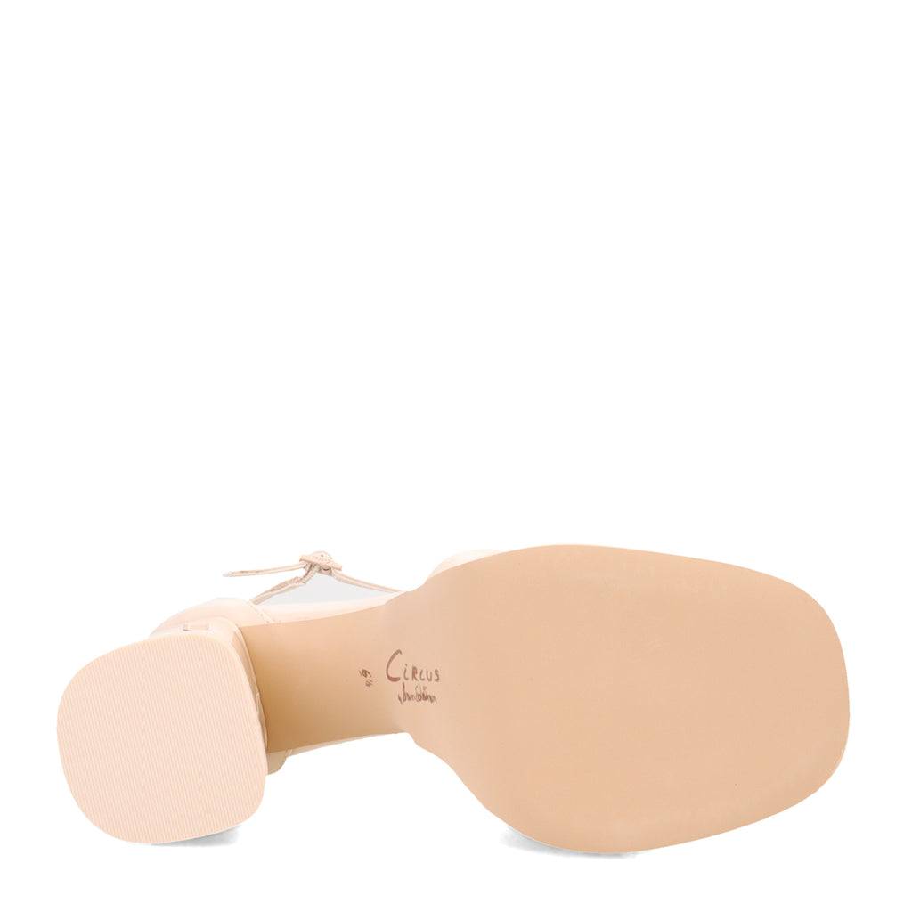 Women's Circus NY, Rosa Pump