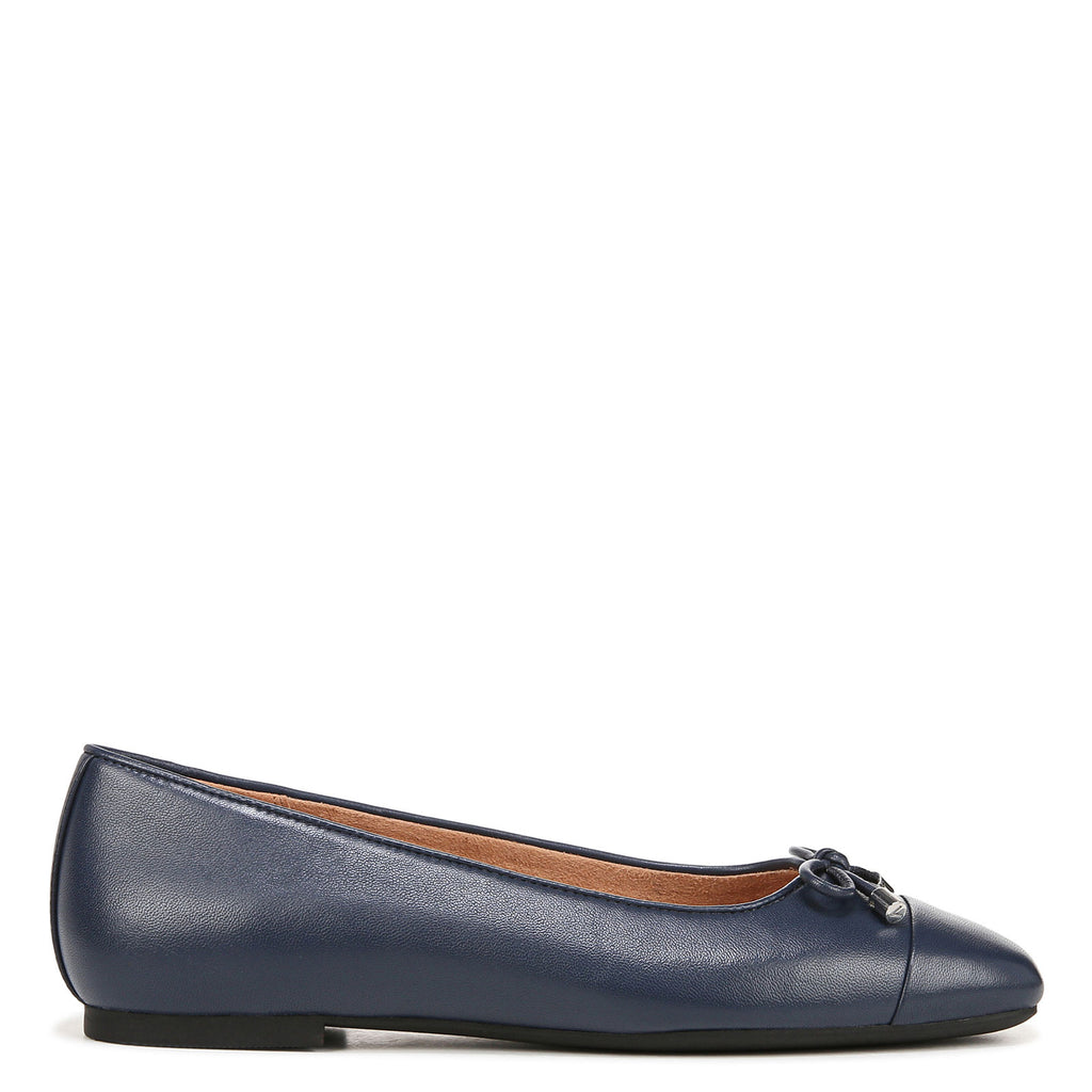 Women's Vionic Klara Flat NAVY I8667L1400