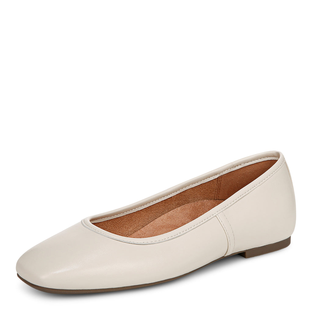Women's Vionic, Orinda Flat