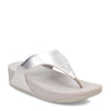 Peltz Shoes  Women's FitFlop Lulu Thong Sandal Silver I88-011