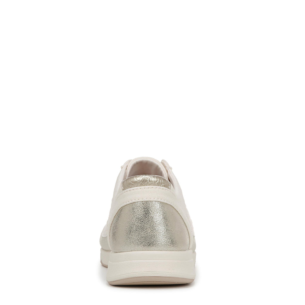 Women's BZees, Recover Sneaker